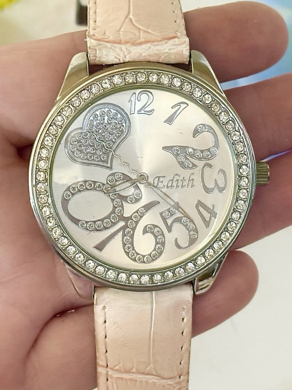 Sparkly Glam Diamond Crystal Heart Watch WORKS!! Pretty Blush Pink Abstract Dial